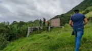 Estudiantes revisan tanque en Funes Nariño