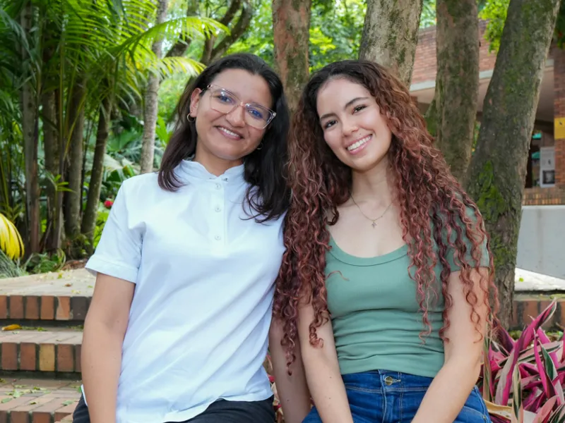 Profesoras javerianas ganan convocatoria Orquídeas Mujeres en Inteligencia Artificial, Ciencias y Tecnologías Cuánticas 2025